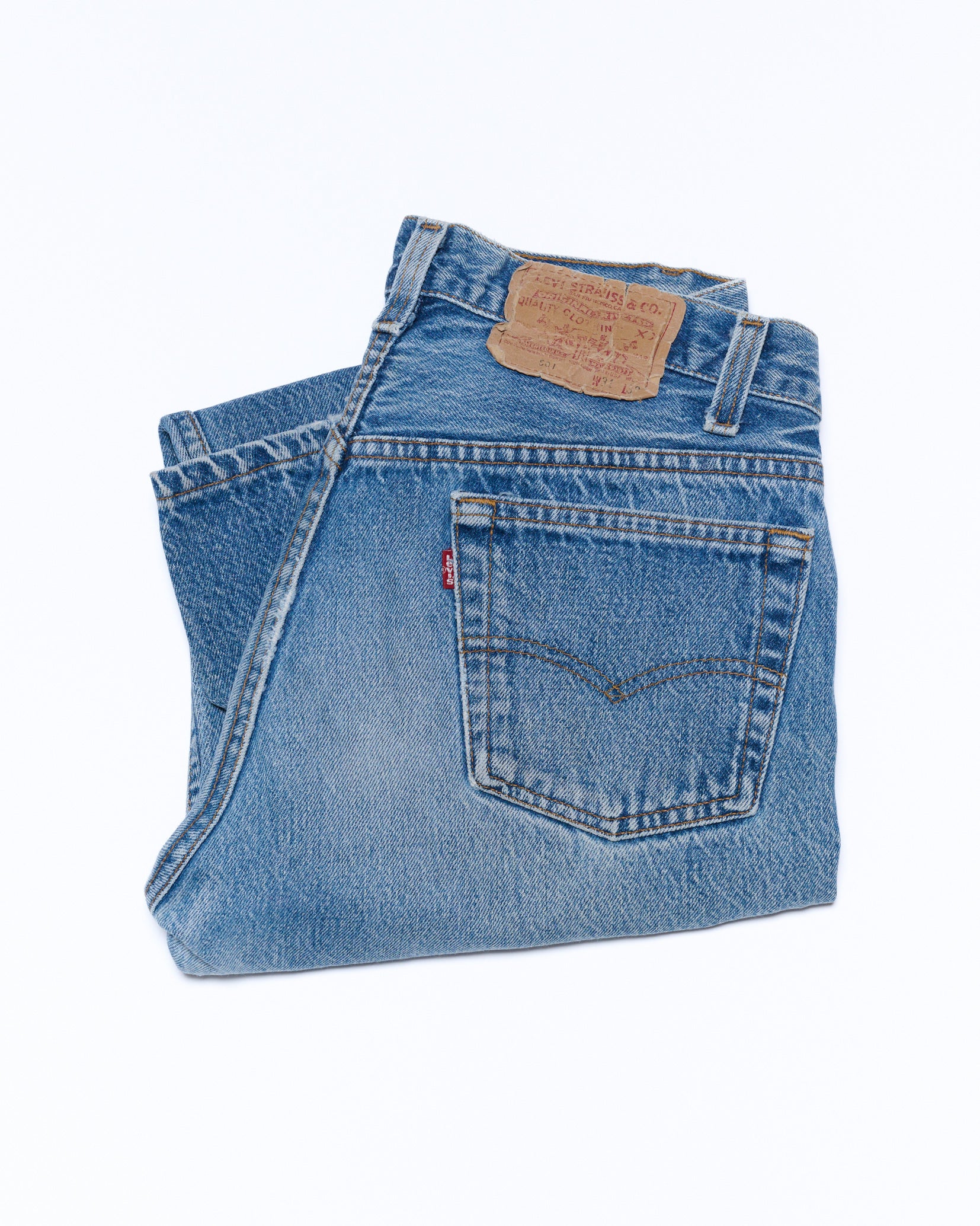 MID WASH 501 VINTAGE LEVI'S | 31 X 32