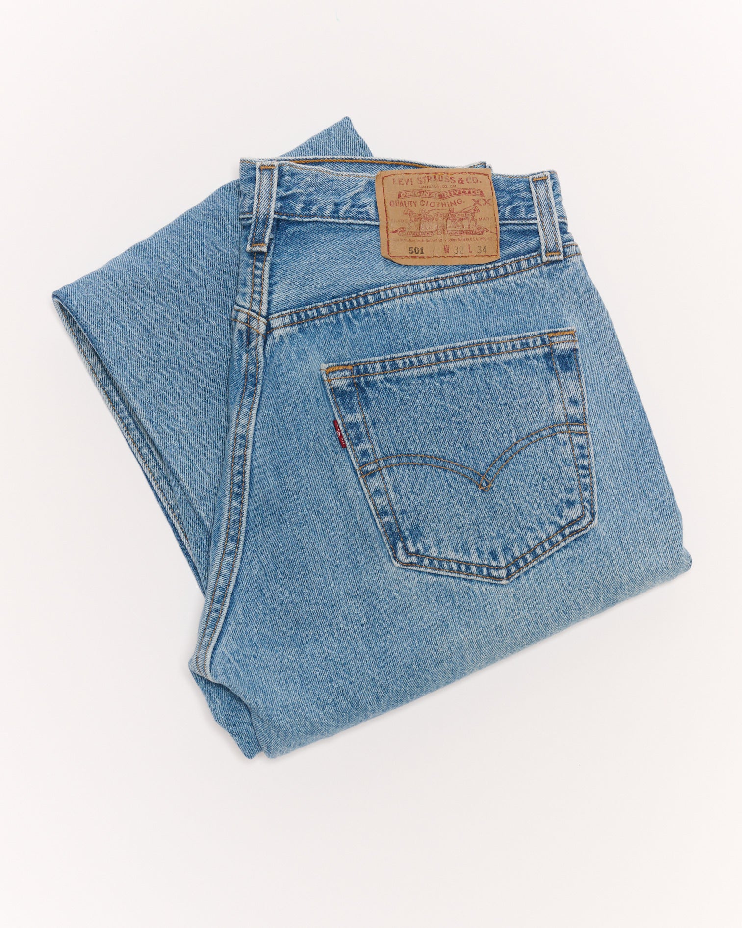 MID WASH 501 VINTAGE LEVI'S | 32 x 34