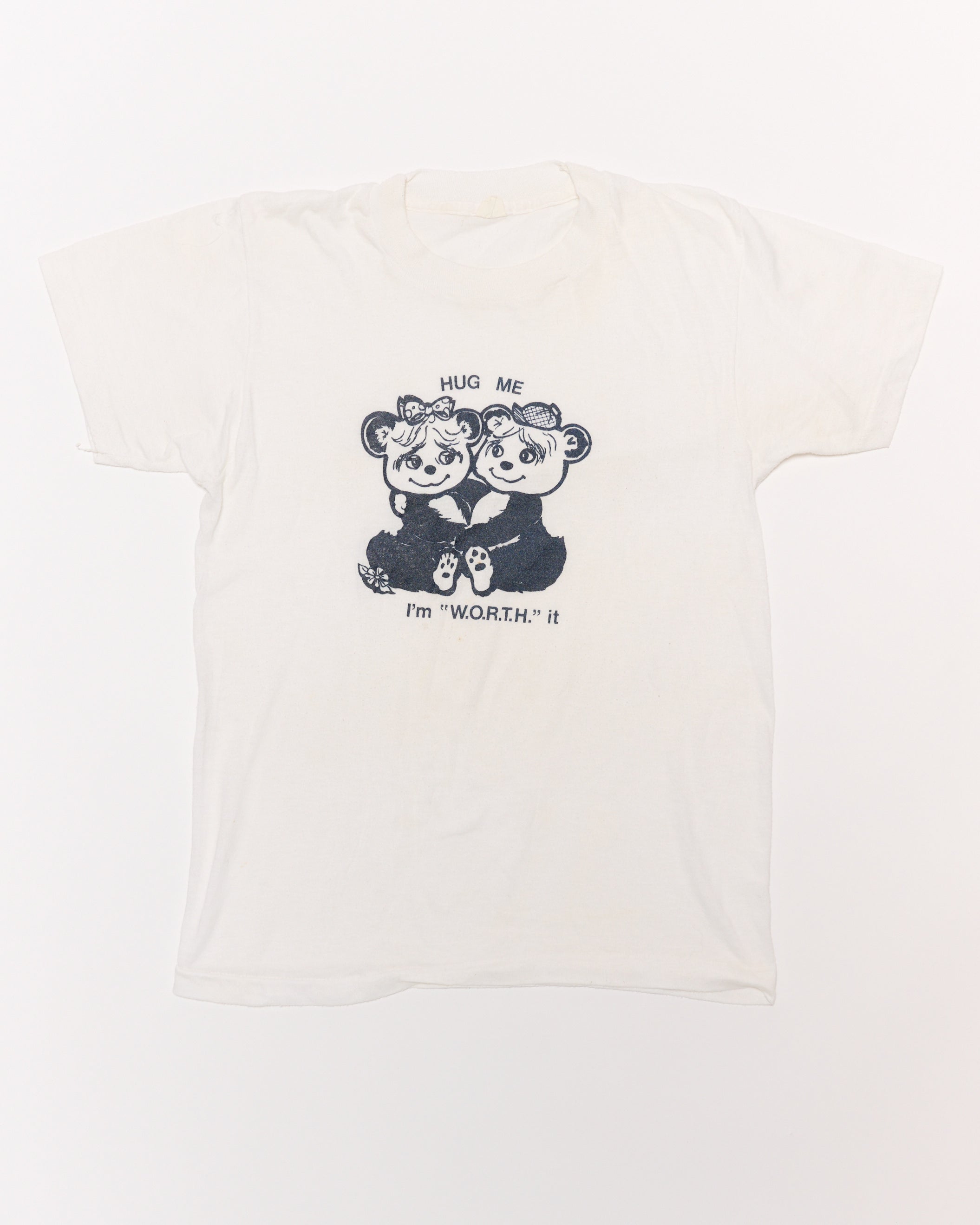 HUG ME TEE