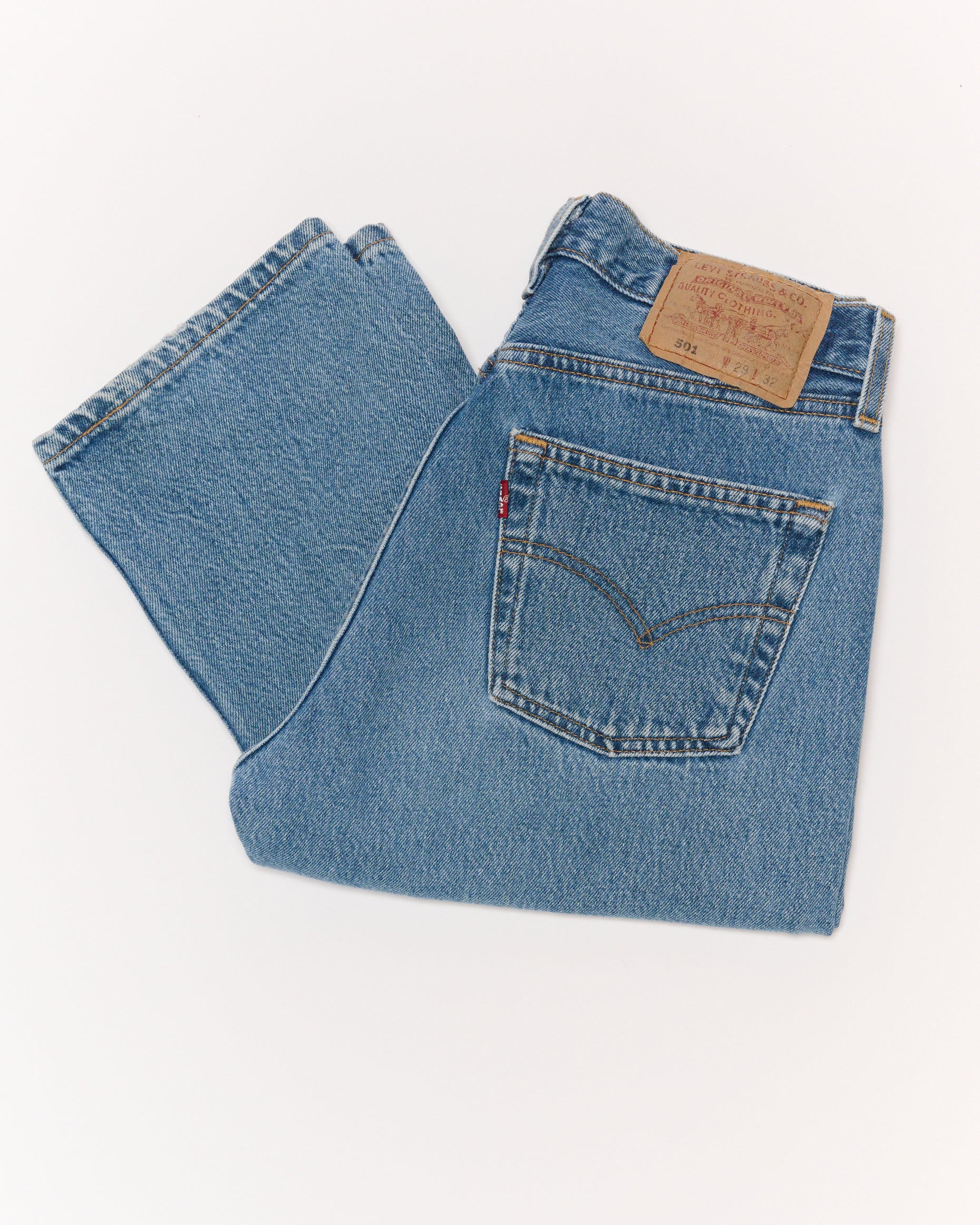 MID WASH 501 VINTAGE LEVI'S | 27 x 30