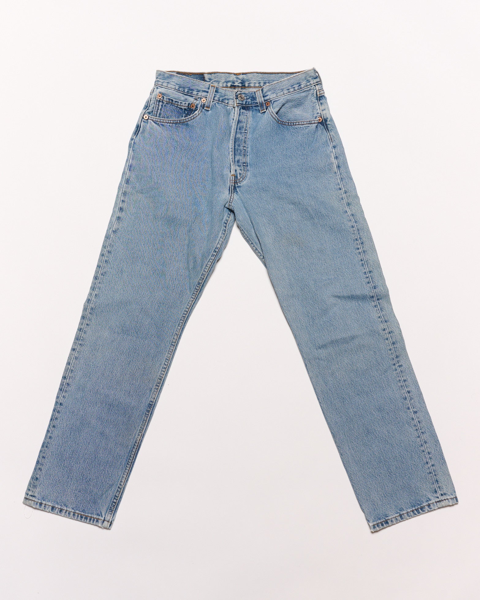 MID-LIGHT WASH 501 VINTAGE LEVI'S | 32 x 30