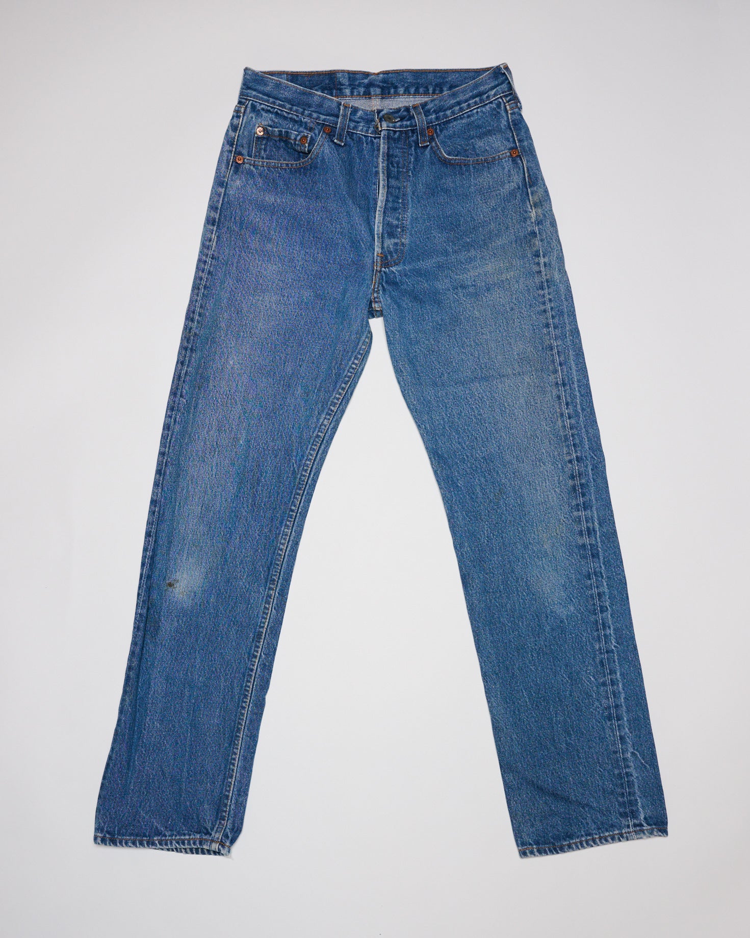 MID WASH 501 VINTAGE LEVI'S | 30 X 33