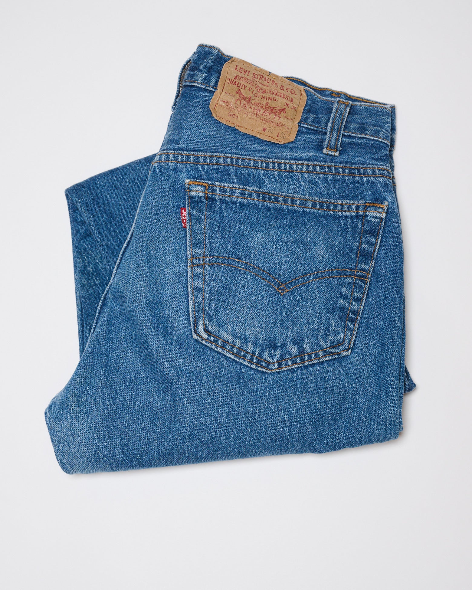 MID-DARK WASH 501 VINTAGE LEVI'S | 32 X 30