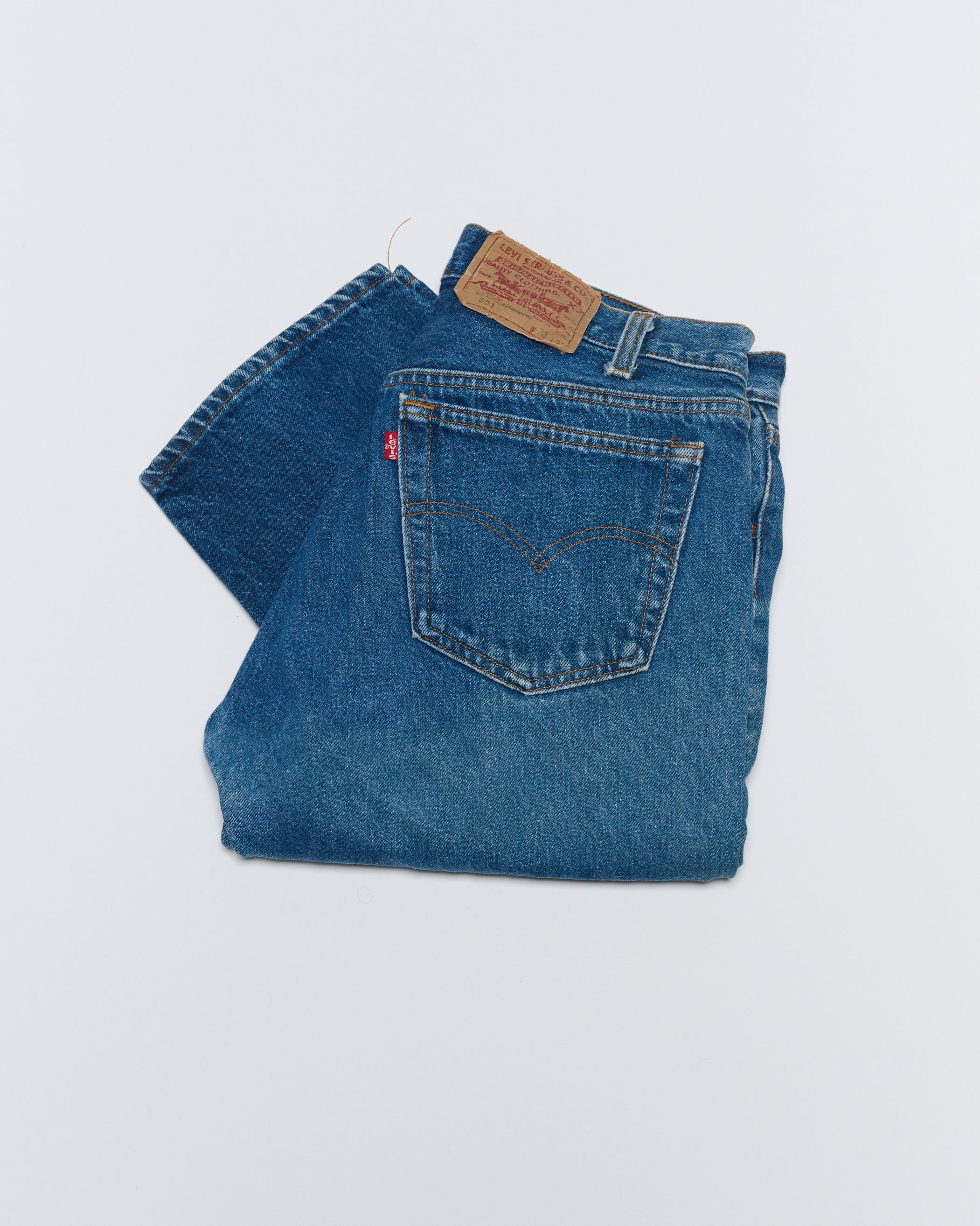 DARK WASH 501 VINTAGE LEVI'S | 33 X 33