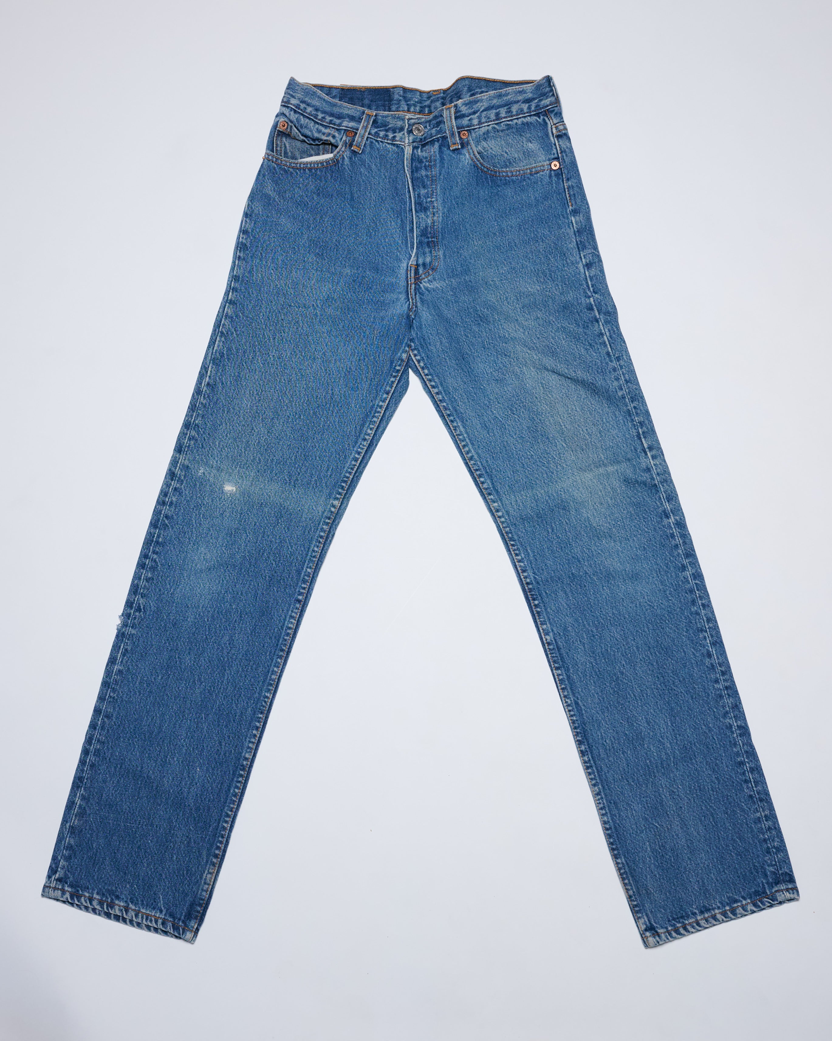 MID-DARK DISTRESSED 501 VINTAGE LEVI'S | 29 X 32