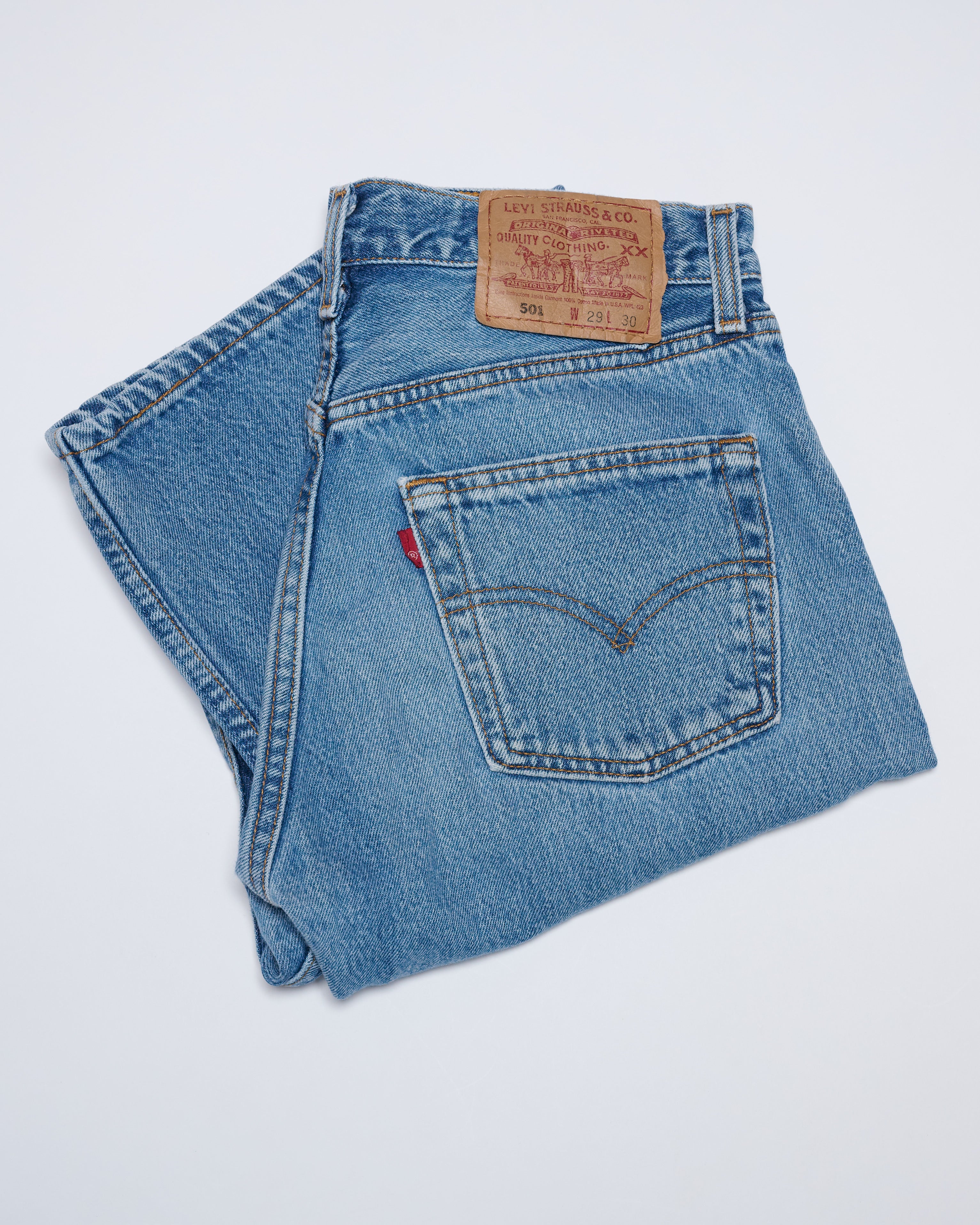 MID WASH 501 VINTAGE LEVI'S | 29 X 30